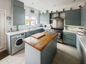 Photo 9- click for photo gallery